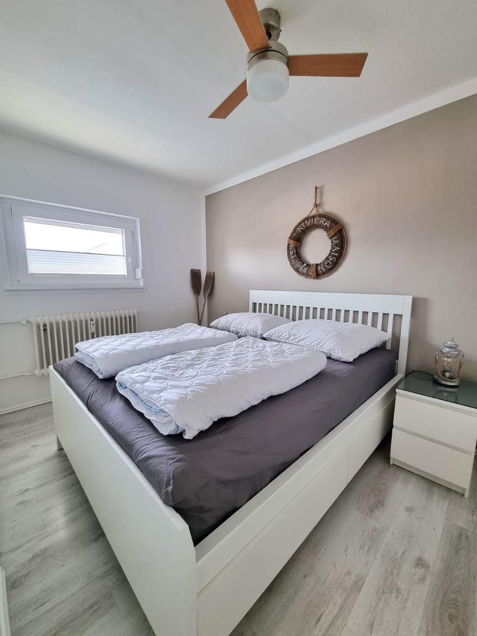 Bed, Bedroom, fireplace