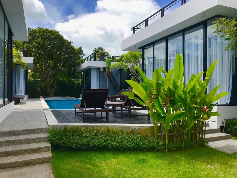 Patio, Garden view, Garden view, Pool view, Pool view, Swimming pool