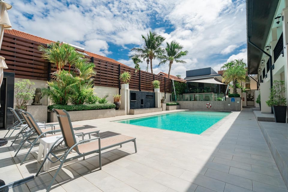 Swimming pool
