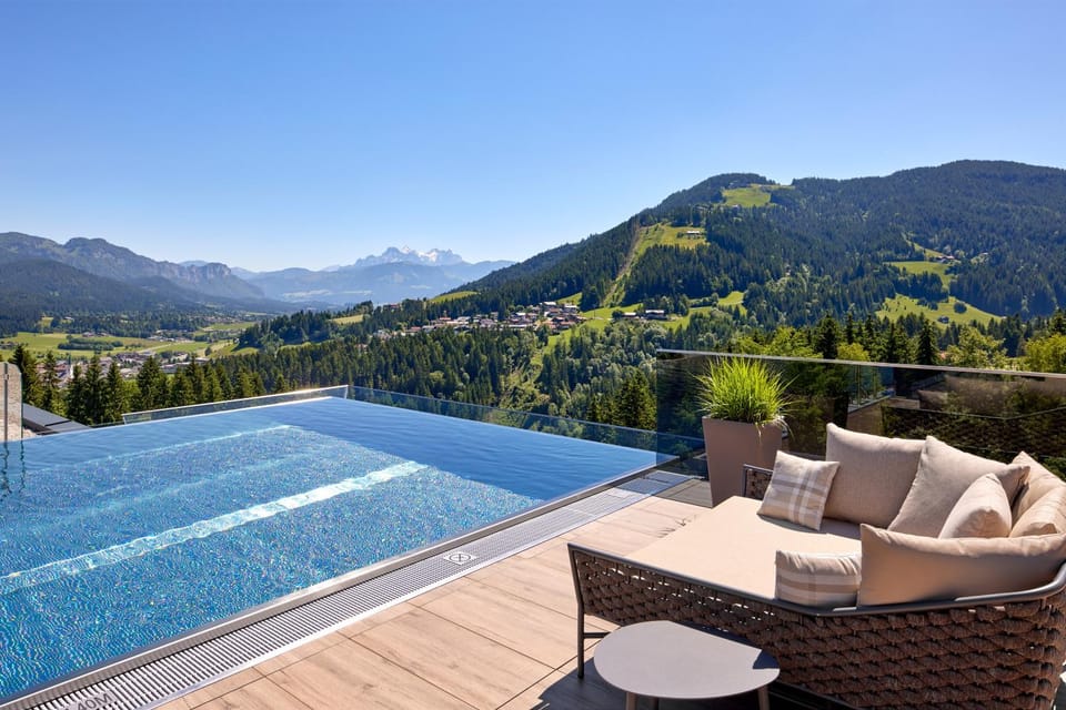 Spa and wellness centre/facilities, Swimming pool