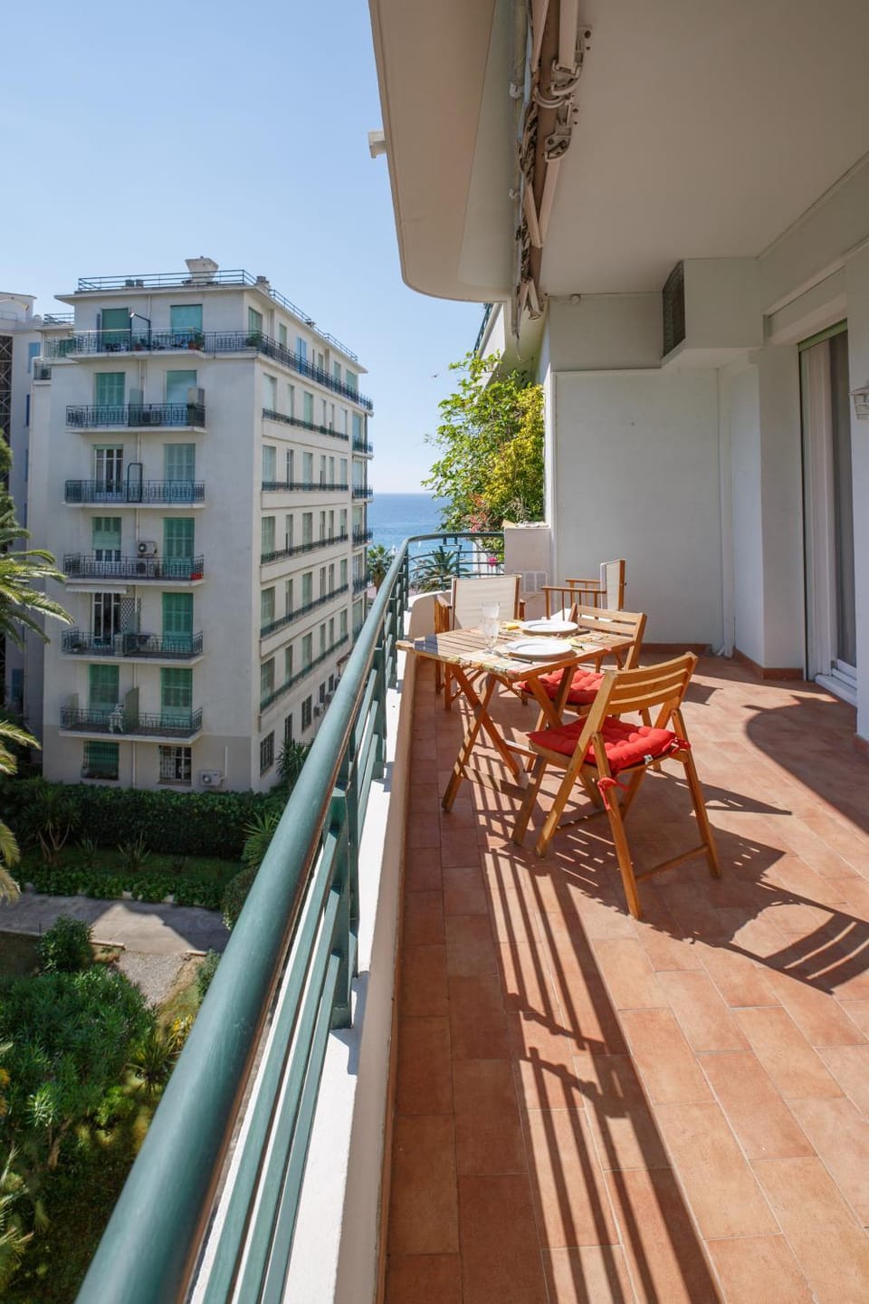 Property building, Garden, Balcony/Terrace, Sea view