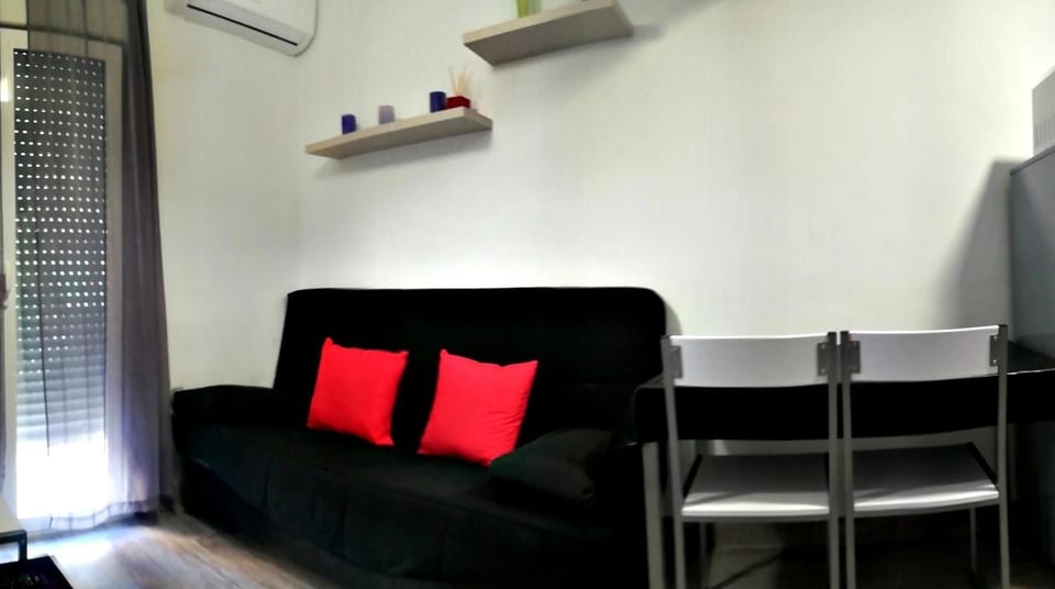 TV and multimedia, Living room, Dining area