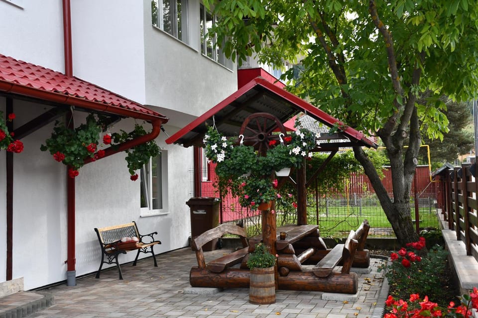 Inner courtyard view