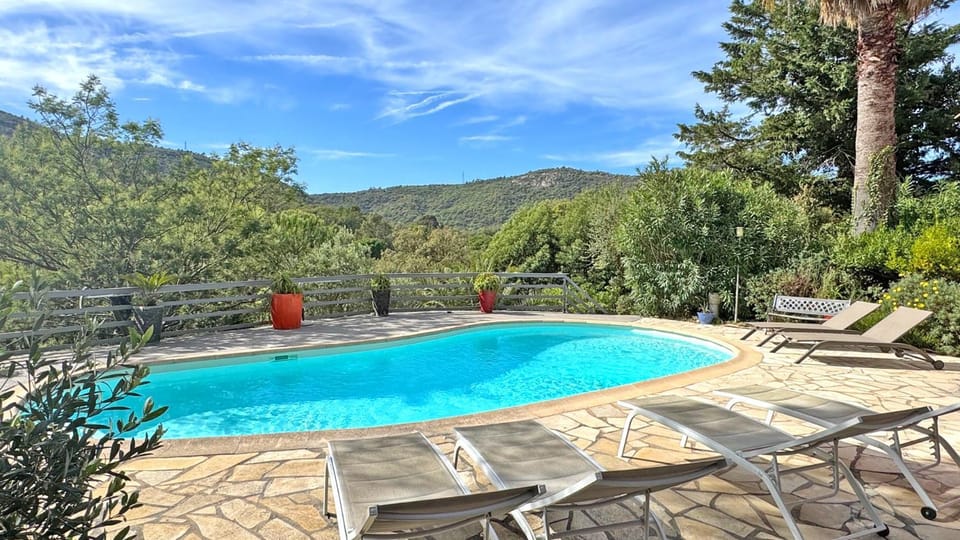 Patio, Swimming pool