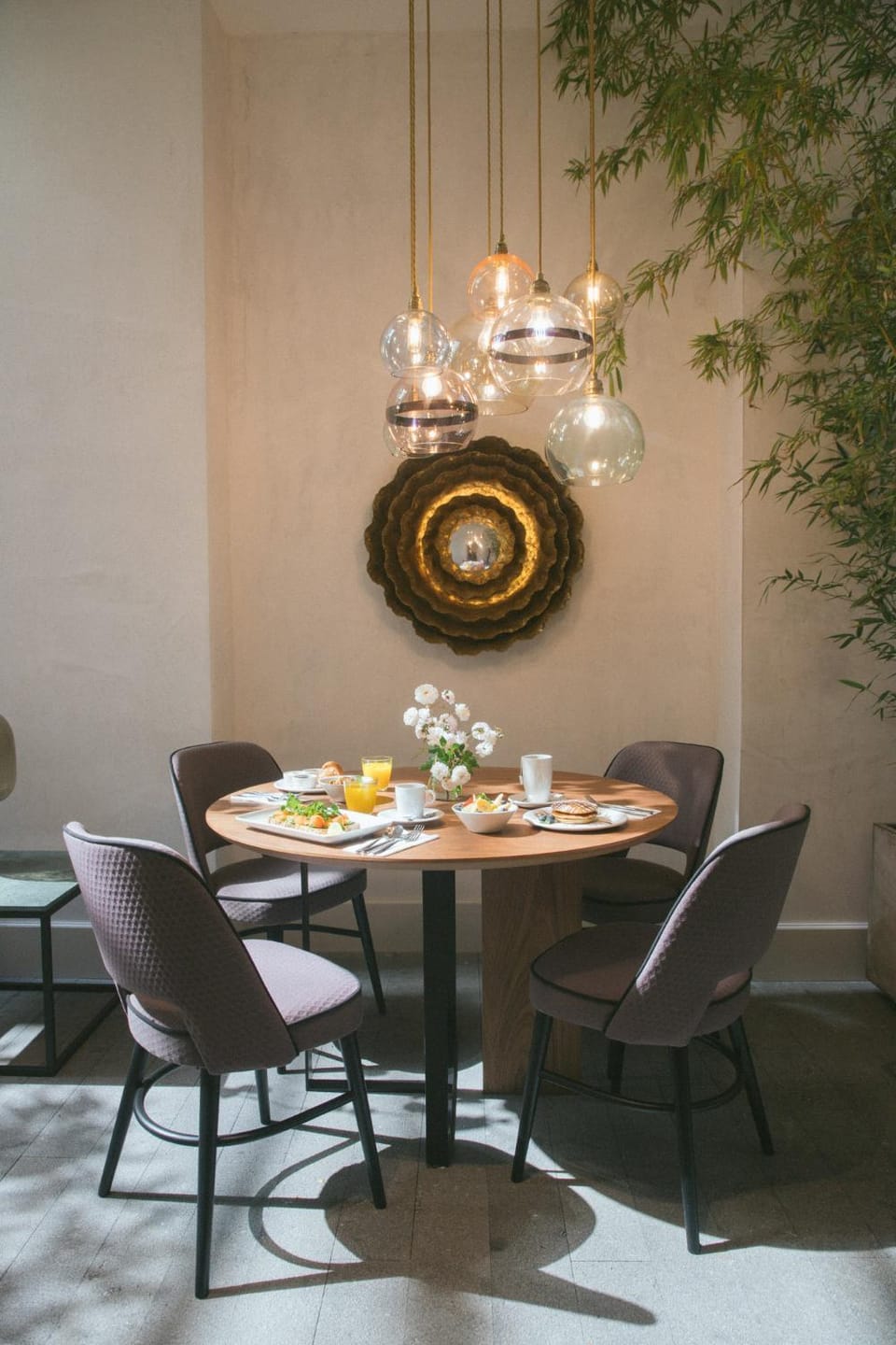 Restaurant/places to eat, Food and drinks, Breakfast, Continental breakfast