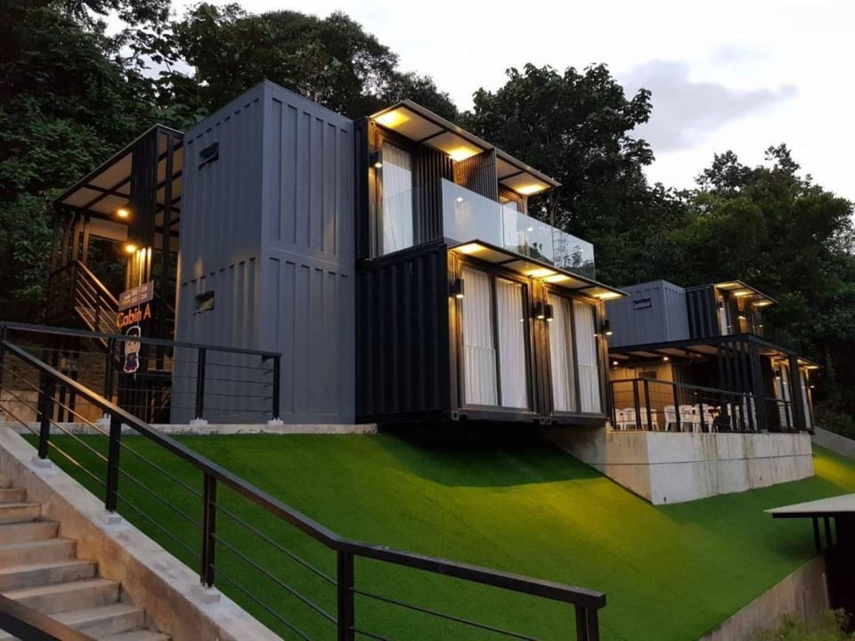 Property building, Day, Natural landscape, Garden view