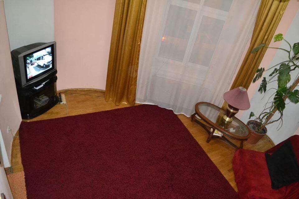 2-х рівнева квартира в центрі Університет Франка з парковкою Apartment in Lviv