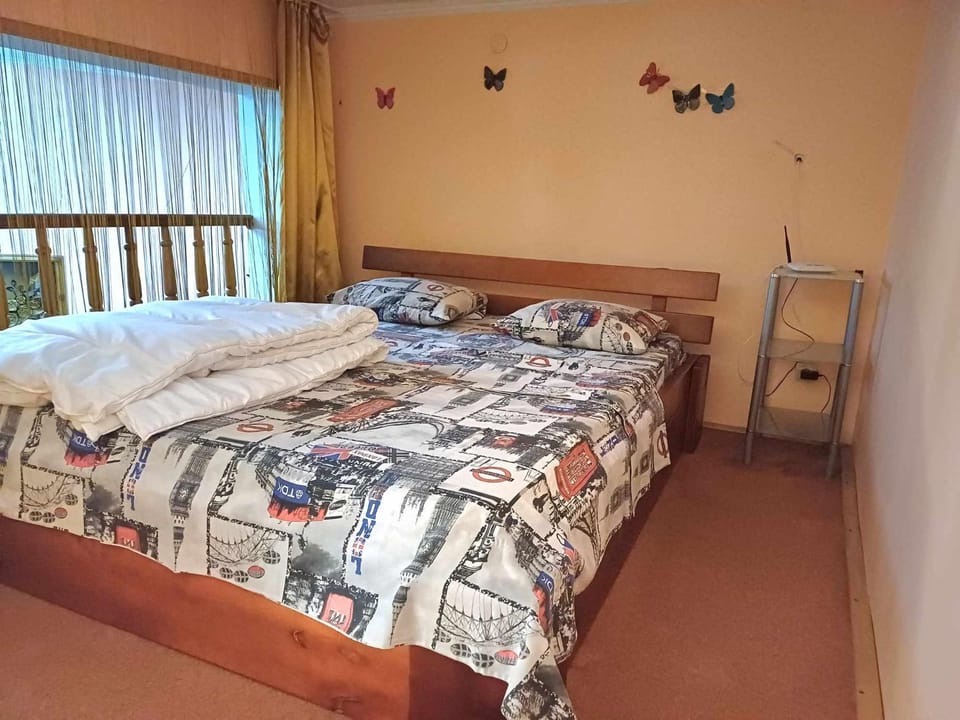 2-х рівнева квартира в центрі Університет Франка з парковкою Apartment in Lviv