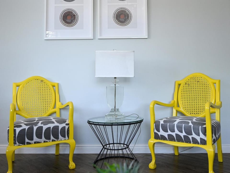 Communal lounge/ TV room