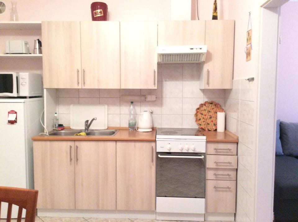 Coffee/tea facilities, Kitchen or kitchenette