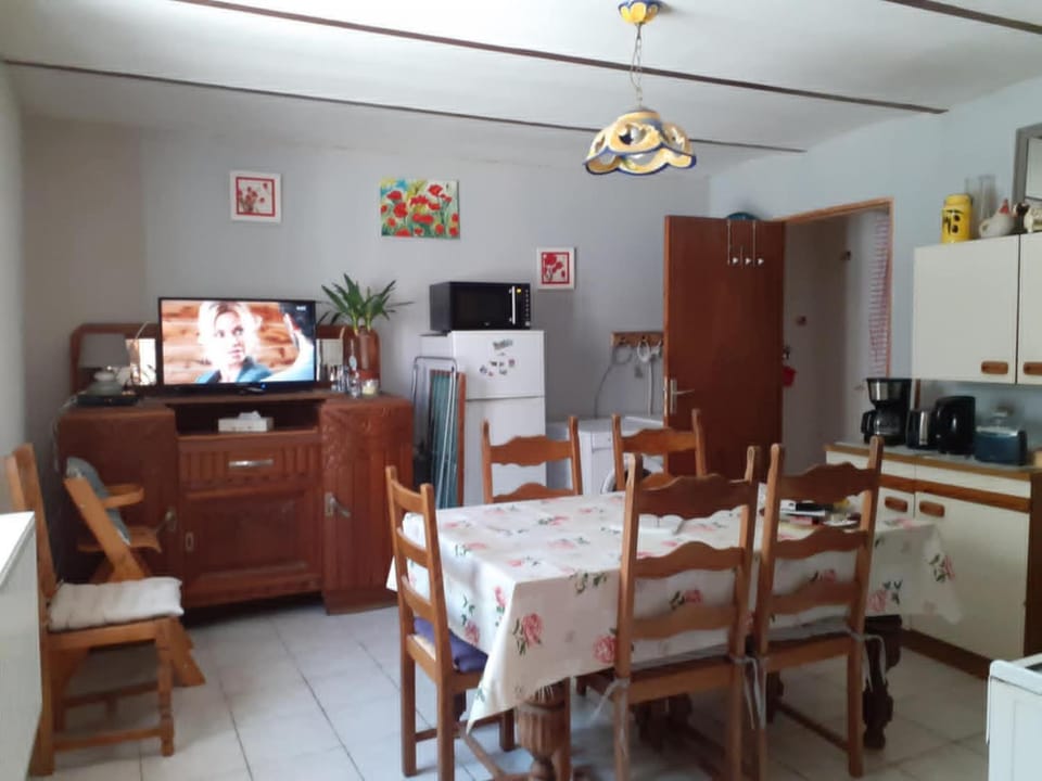 TV and multimedia, Dining area, dishwasher