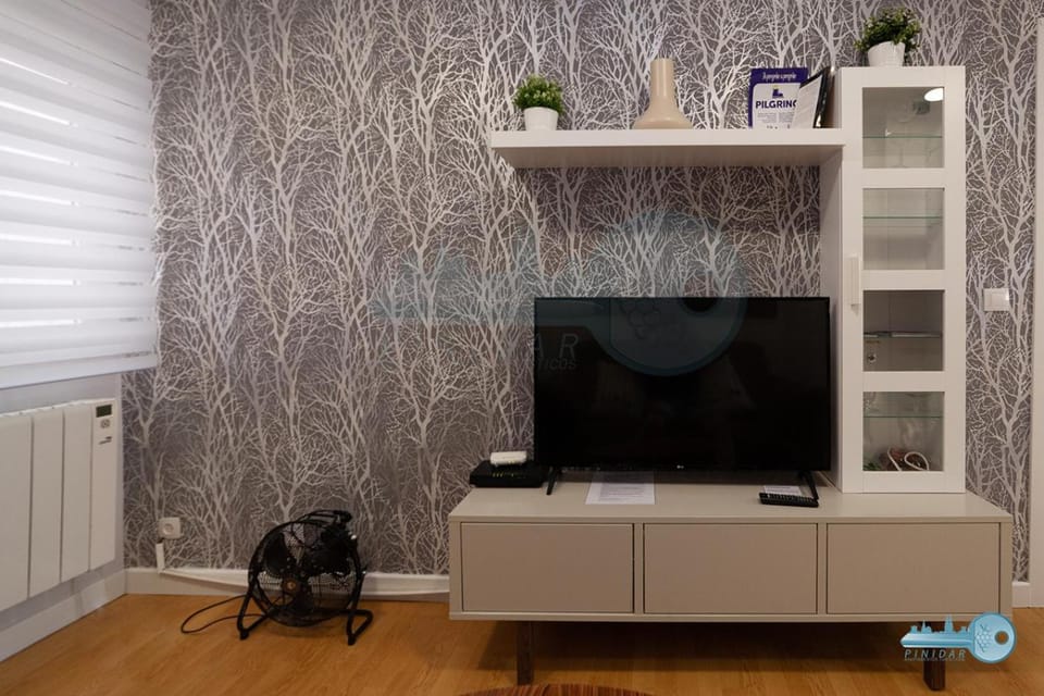 Communal lounge/ TV room, TV and multimedia