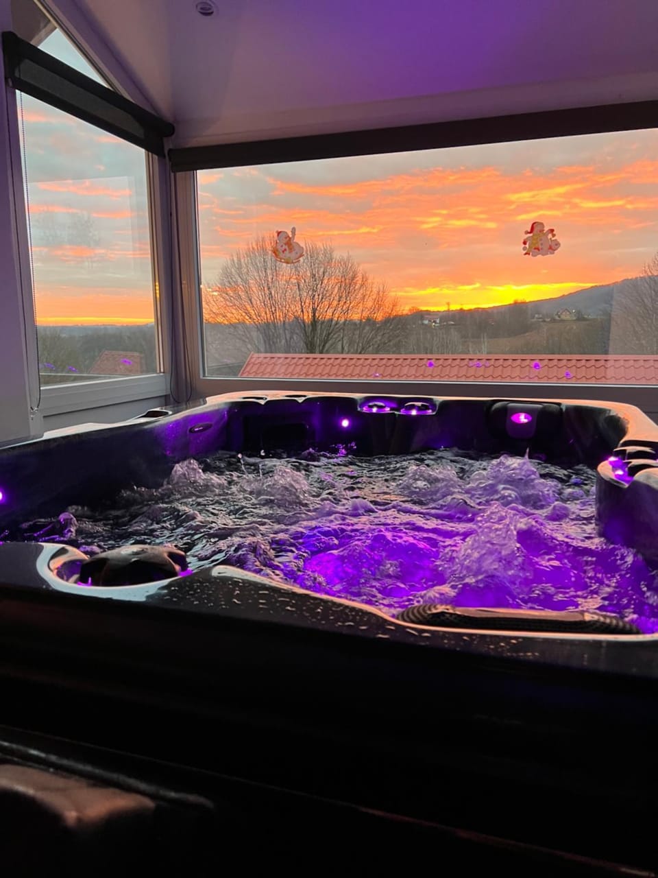Natural landscape, Hot Tub, Hot Tub, Mountain view, Sunset