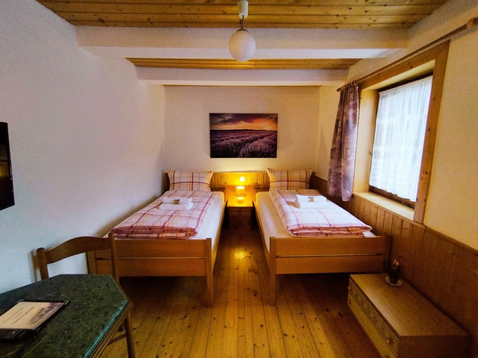 Pension Hoffmann Bed and Breakfast in Thuringia, Germany