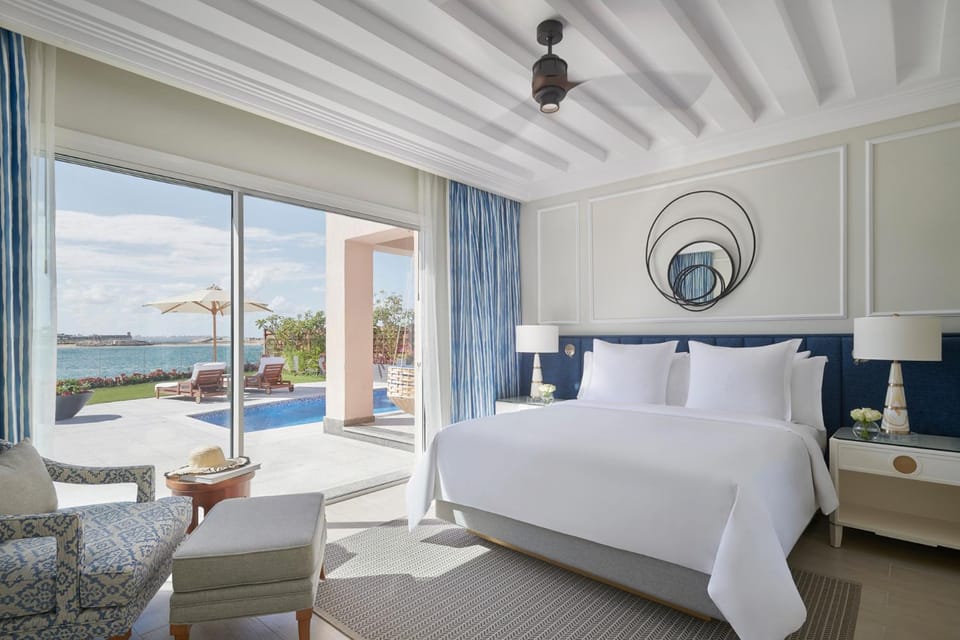 Photo of the whole room, Bedroom, Pool view