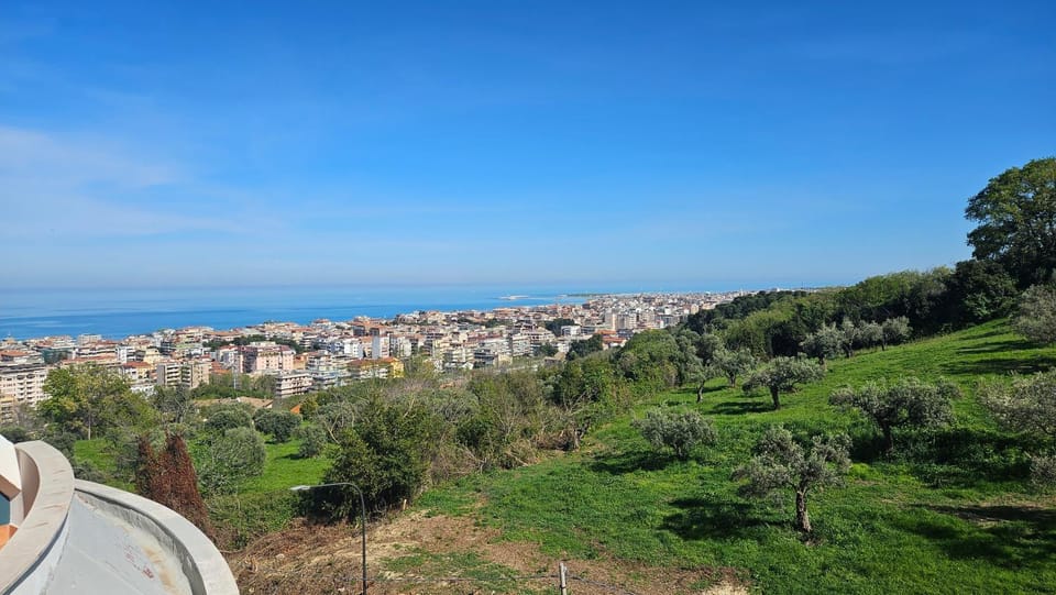 City view, Garden view, Quiet street view, Inner courtyard view
