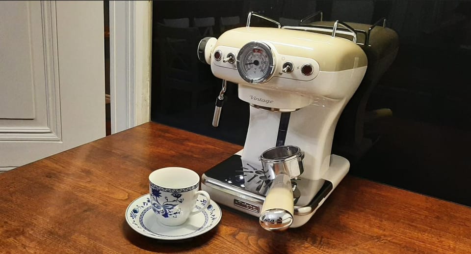 Coffee/tea facilities, Kitchen or kitchenette