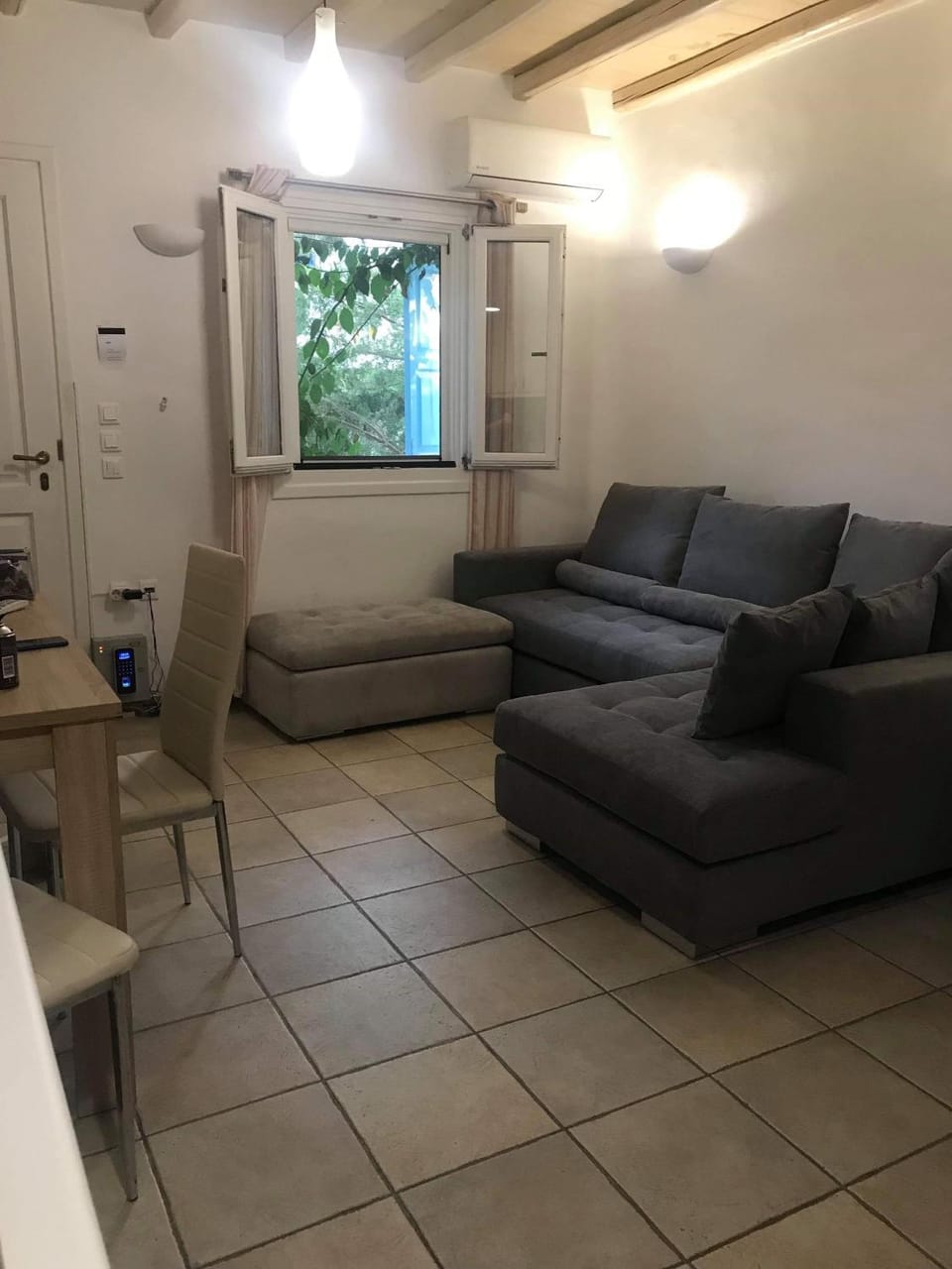 Seating area