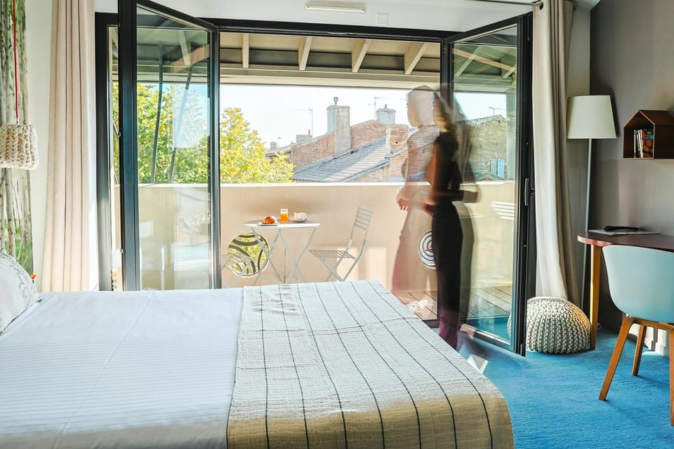 Balcony/Terrace, Photo of the whole room, Bedroom