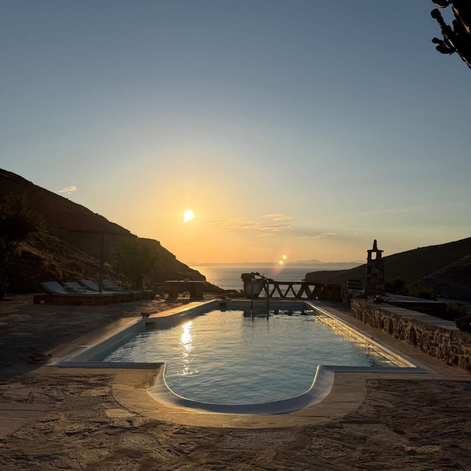Sun Holiday Kea Private Pool Sea View Villa in Kea-Kythnos