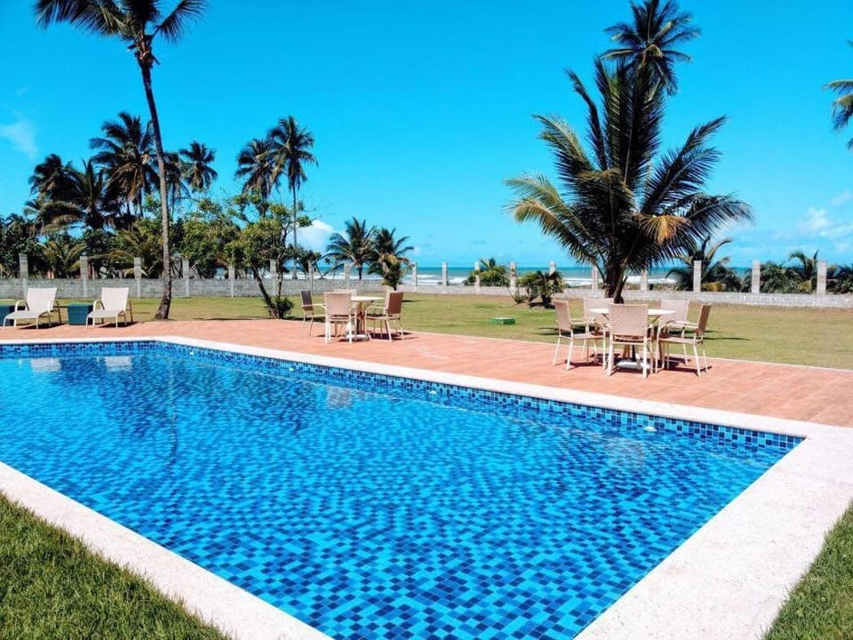 APARTAMENTO À BEIRA MAR - PÉ NA AREIA - Ilhéus Apartment in State of Bahia