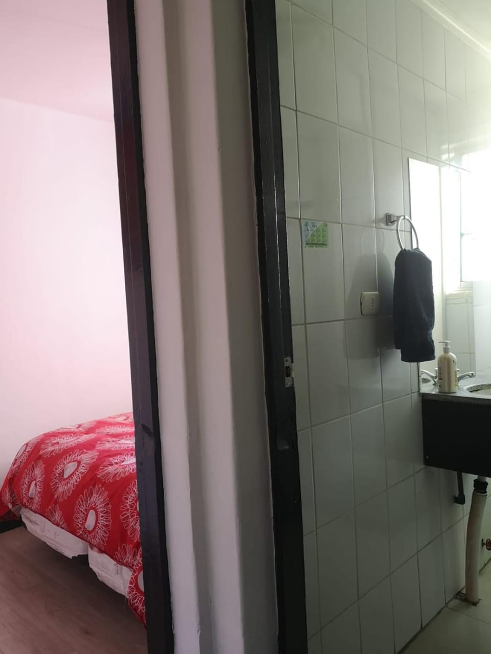 Bed, Bathroom, Photo of the whole room, Bedroom