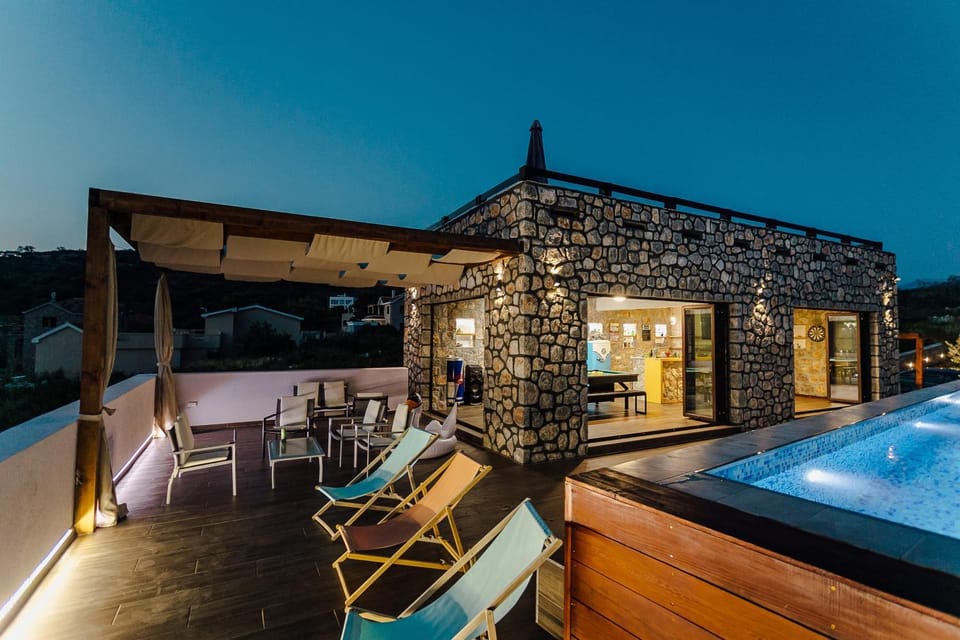 Night, Summer, Balcony/Terrace, Lounge or bar, On site, Swimming pool