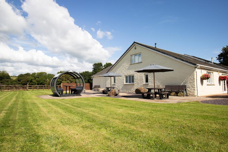 Patio, Garden, Seating area