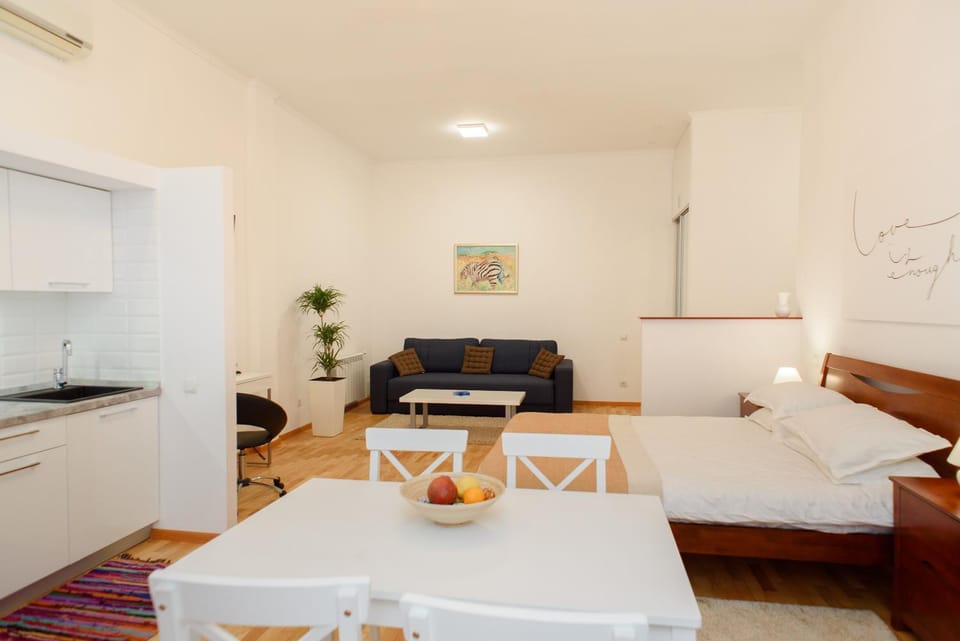 M&M Aparthotel VIP Apartment in Ukraine
