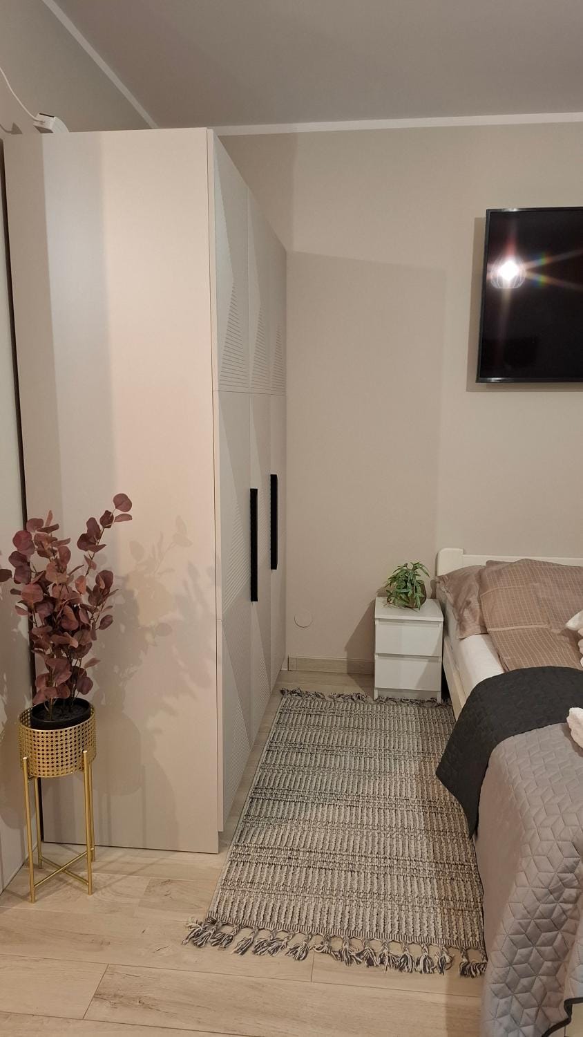 Bed, Photo of the whole room, Seating area