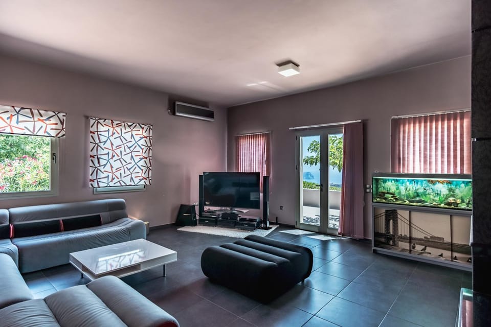 Villa Iris Villa in Islands