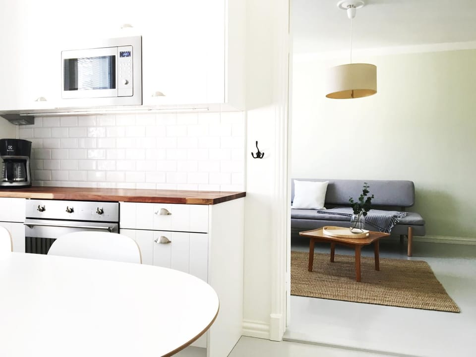 Kitchen or kitchenette, Living room