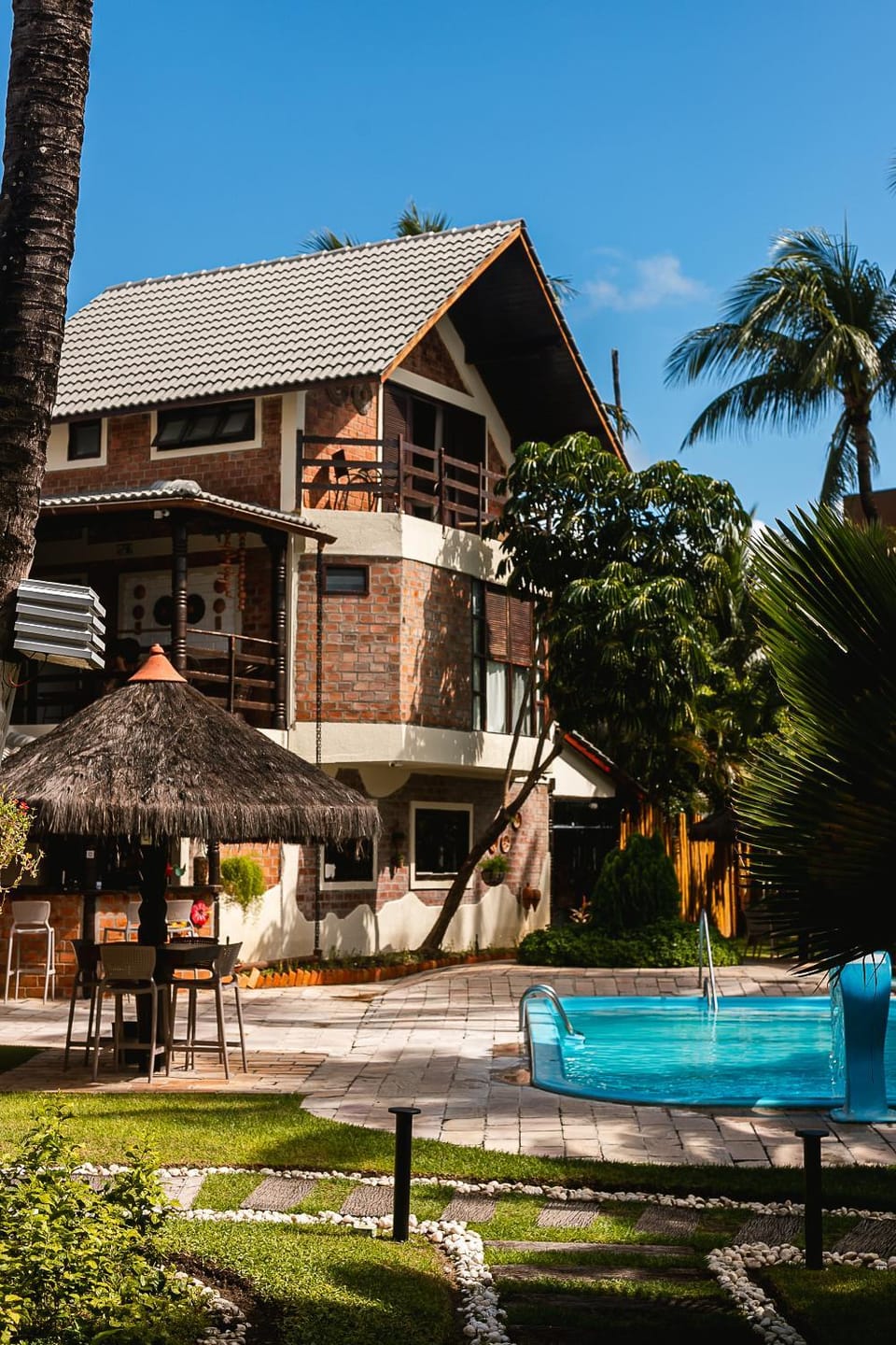 Property building, Swimming pool