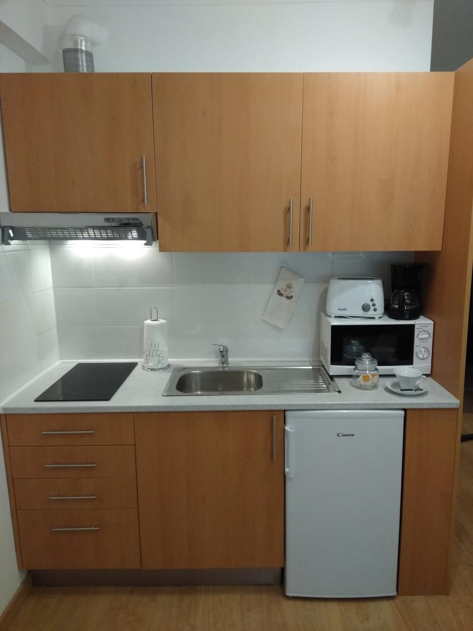 Kitchen or kitchenette, Communal kitchen