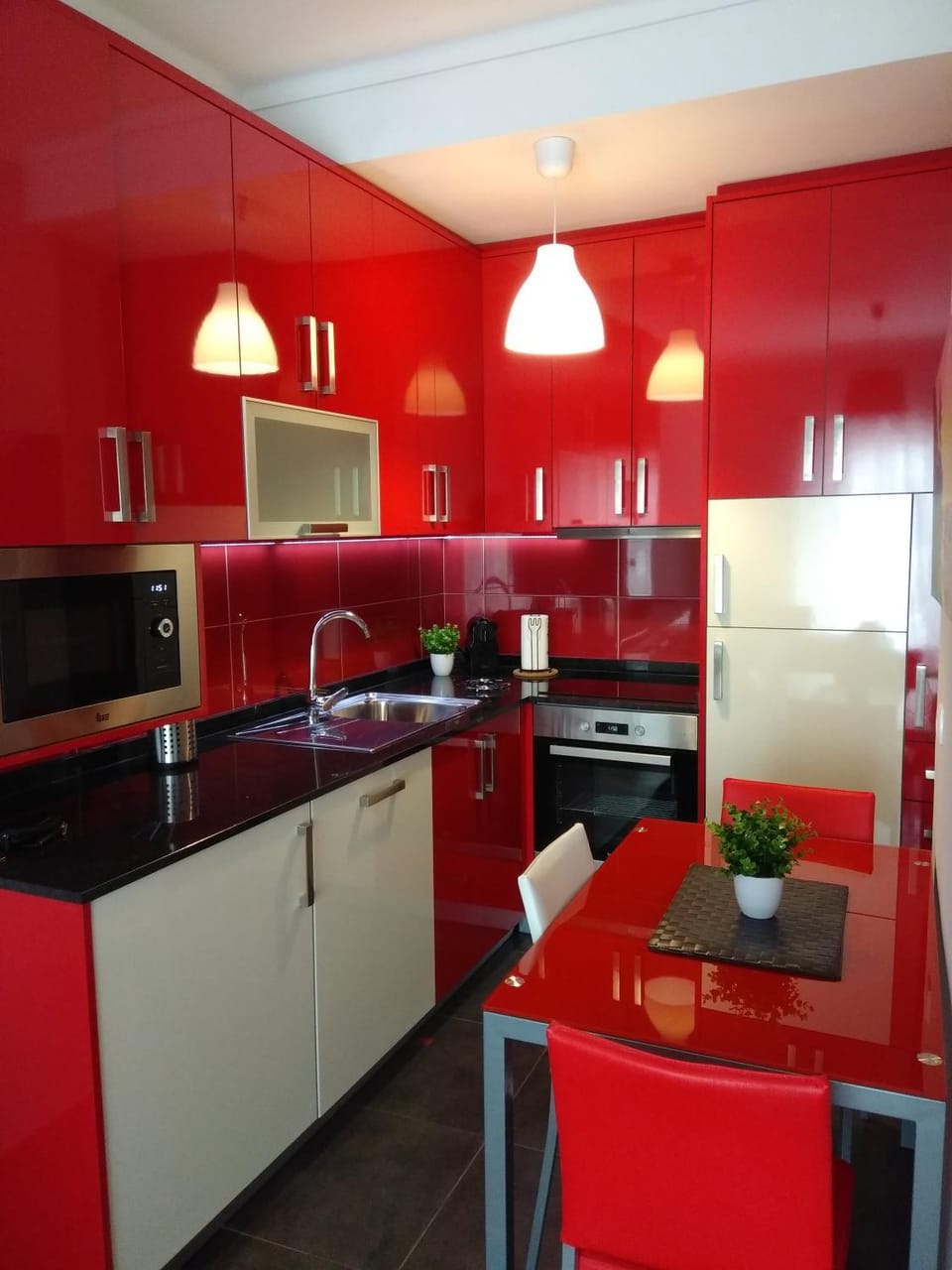 Dining area, Communal kitchen