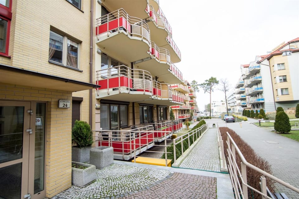 Facade/entrance, Off site, Beach, On site