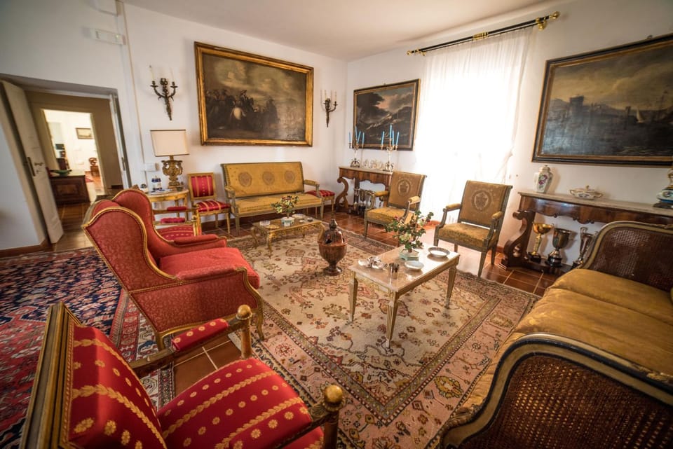 Living room, Lobby or reception, Seating area