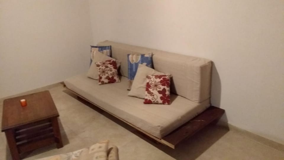 Living room, Photo of the whole room