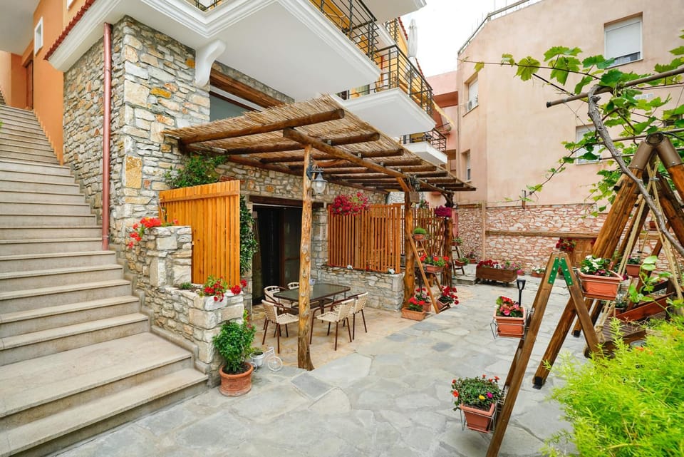 Patio, Garden, Garden view