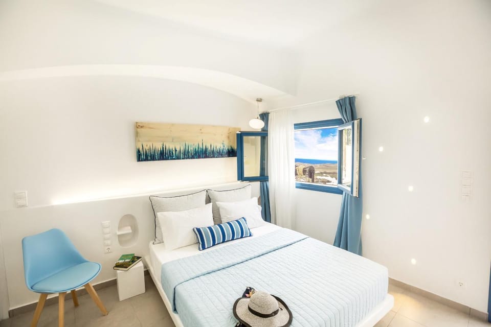 Amera Suites Apartment in Thera