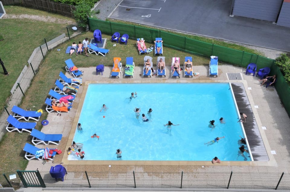 Pool view, Swimming pool