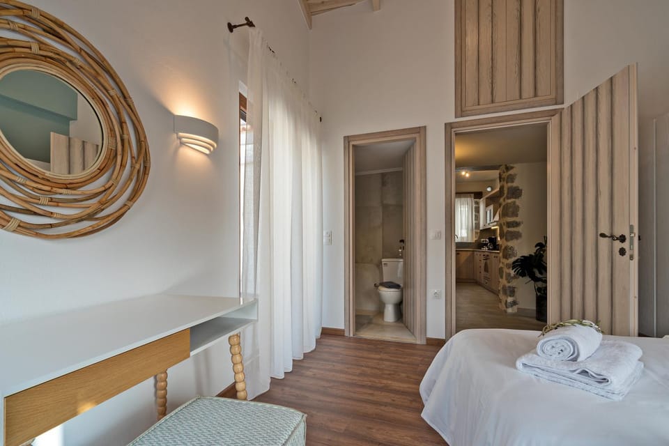 Bathroom, Bedroom