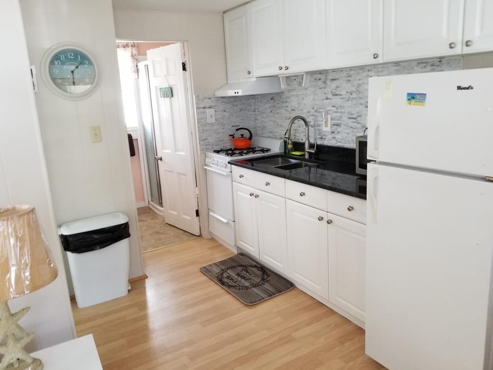 Oceanside Condos Apartment hotel in Dennis Port