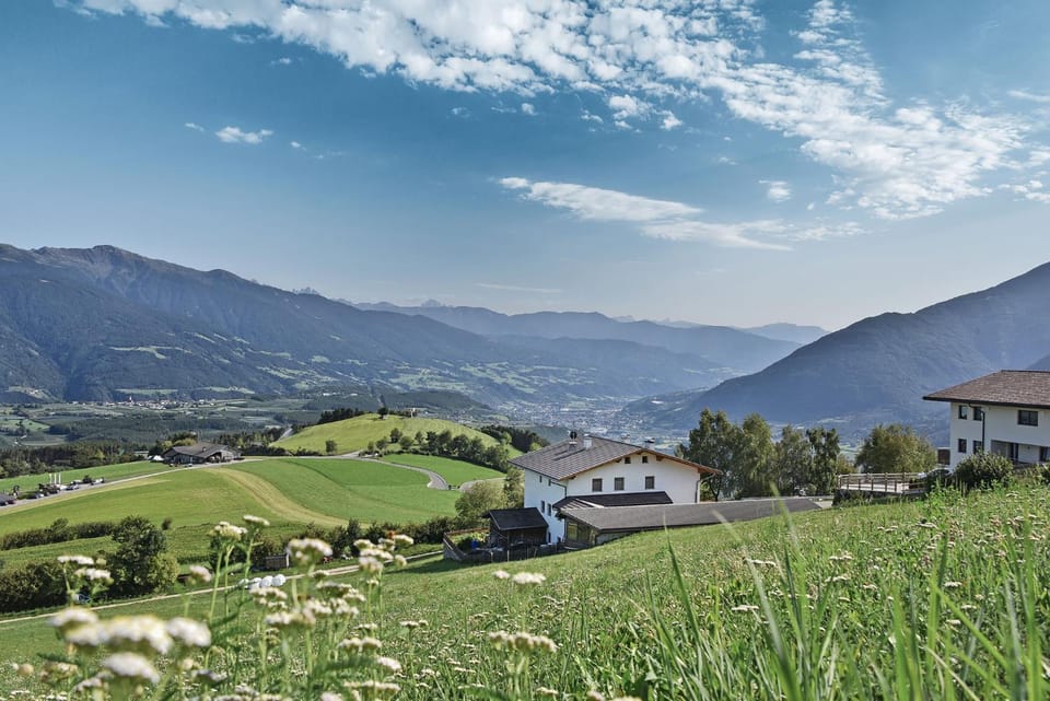 Property building, Neighbourhood, Natural landscape, Mountain view