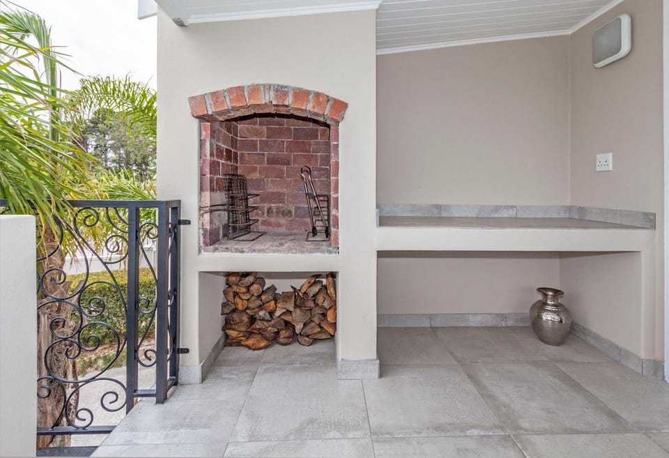 Patio, BBQ facilities, Balcony/Terrace