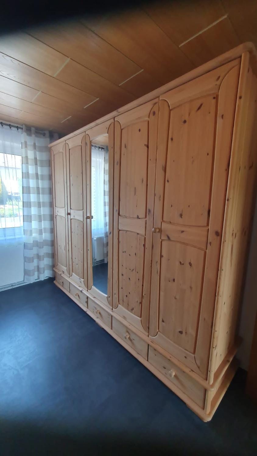wardrobe