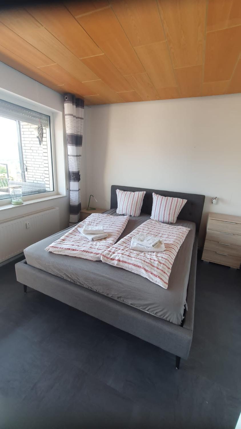 Bed, Bedroom