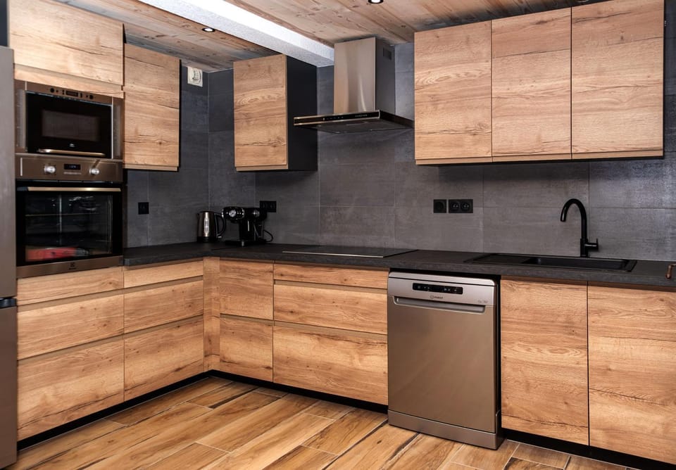 Appartement dans chalet 5 pièces, 14 pers, 4 ch, WiFi, jardin privé Chalet in Les Deux Alpes
