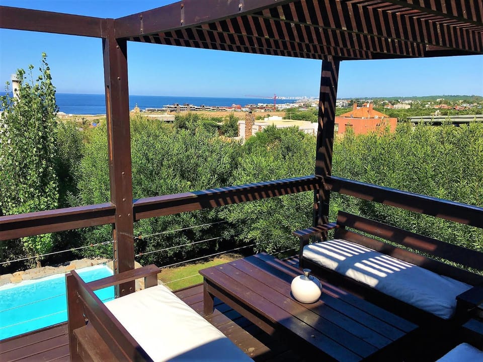 View (from property/room), Balcony/Terrace, Pool view, Sea view