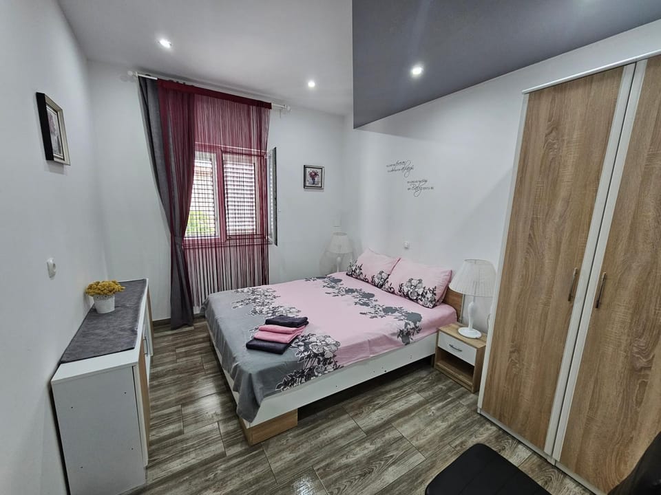 Apartmani Villa Anna Ražanac Apartment in Zadar County